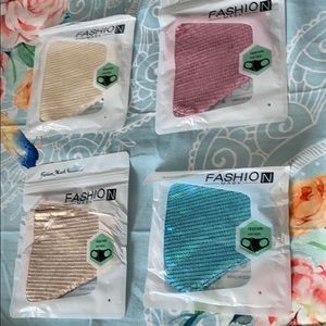 Sequins facemasksBNWT